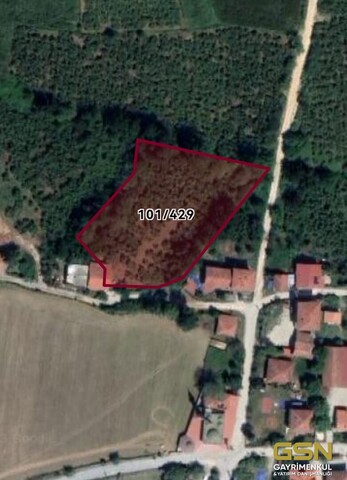 5-SAKARYA TOPÇU'DA SATILIK VİLLA İMARLI ARSA
